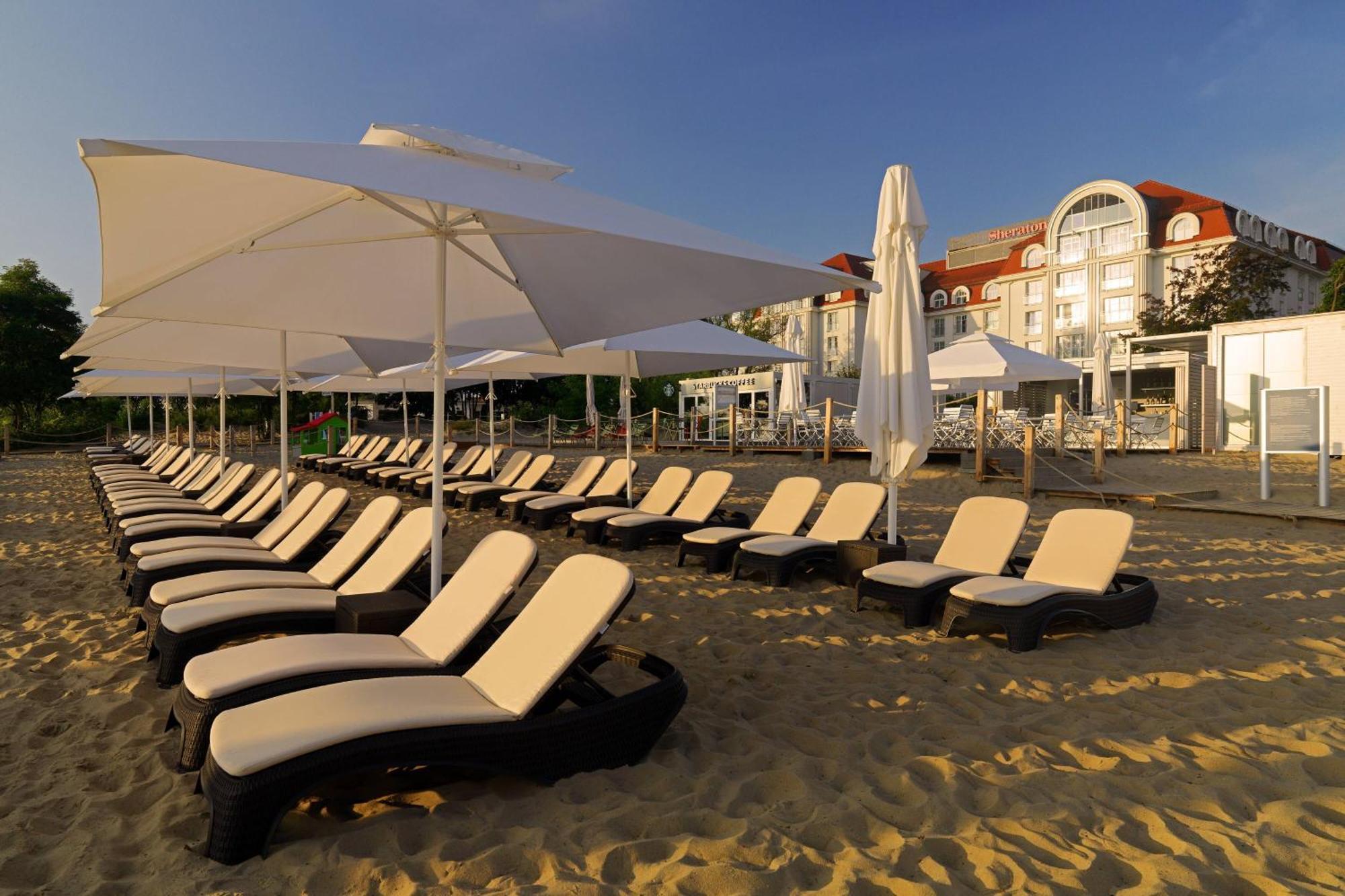 Sheraton Sopot Hotel Bagian luar foto Beach at the Grand Hotel