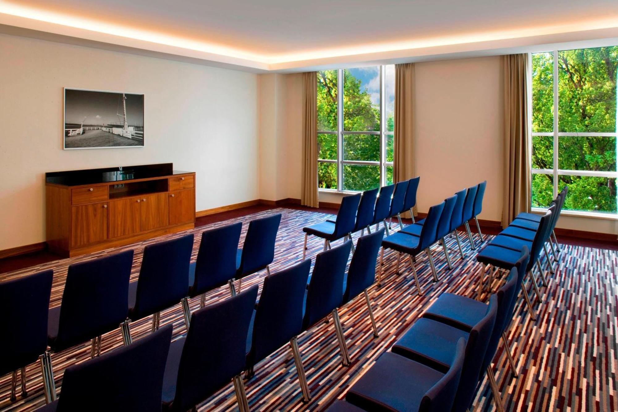 Sheraton Sopot Hotel Bagian luar foto Meeting room